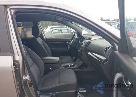 2011 Kia Sorento Lx V6 from USA, damaged, VIN 5XYKTDA21BG078341